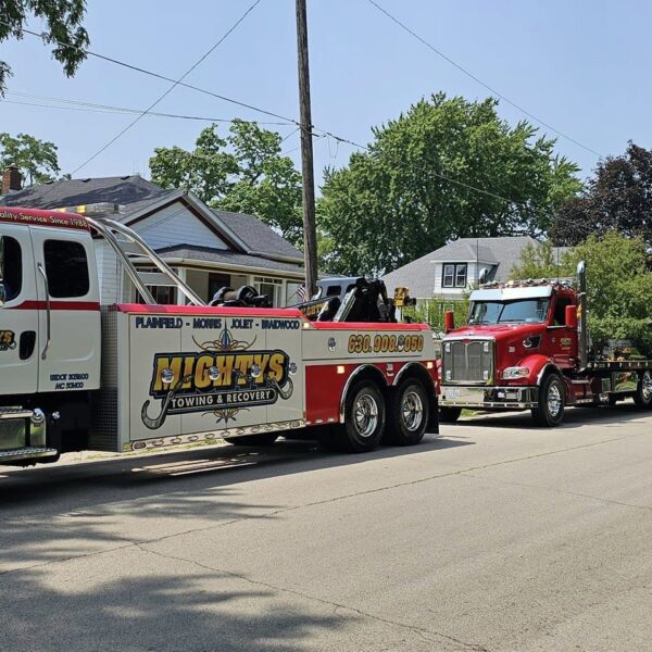 heavy duty tow truck, 50 to rotator, channahon, il, mighty's towing & recovery inc